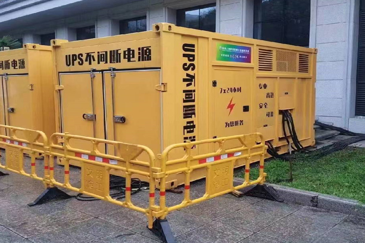 托里发电机租赁施工现场